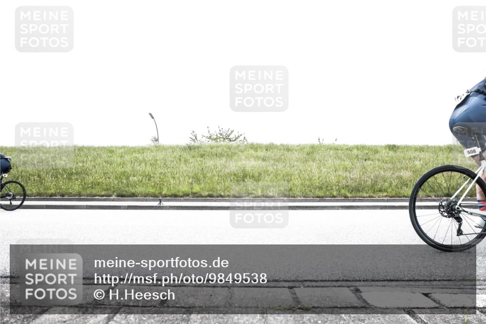21.06.2026 - 29. Vierlanden-Triathlon H.Heesch http://msf.ph/oto/9849538 21.06.2026 10:28:44 Radfahren 367, 390, 508, 511, 583, 619 meine-sportfotos.de