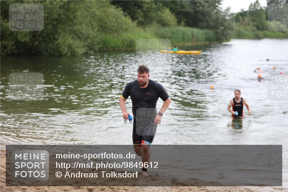 21.06.2026 - 29. Vierlanden-Triathlon Andreas Tolksdorf http://msf.ph/oto/9849612 21.06.2026 10:07:37 Schwimmen 434, 442, 468 meine-sportfotos.de