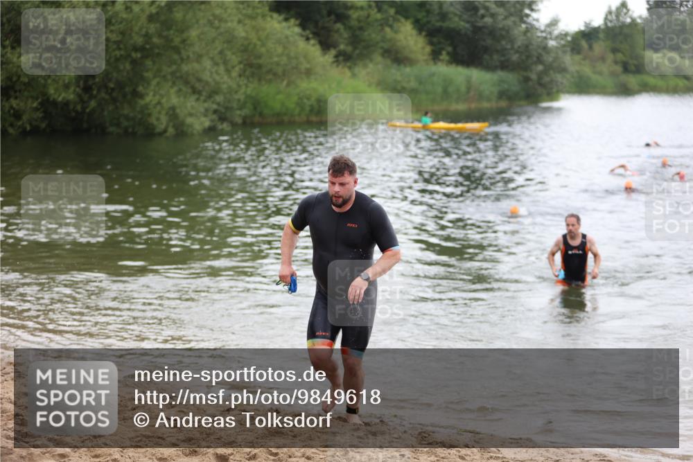 21.06.2026 - 29. Vierlanden-Triathlon Andreas Tolksdorf http://msf.ph/oto/9849618 21.06.2026 10:07:37 Schwimmen 434, 442, 468 meine-sportfotos.de
