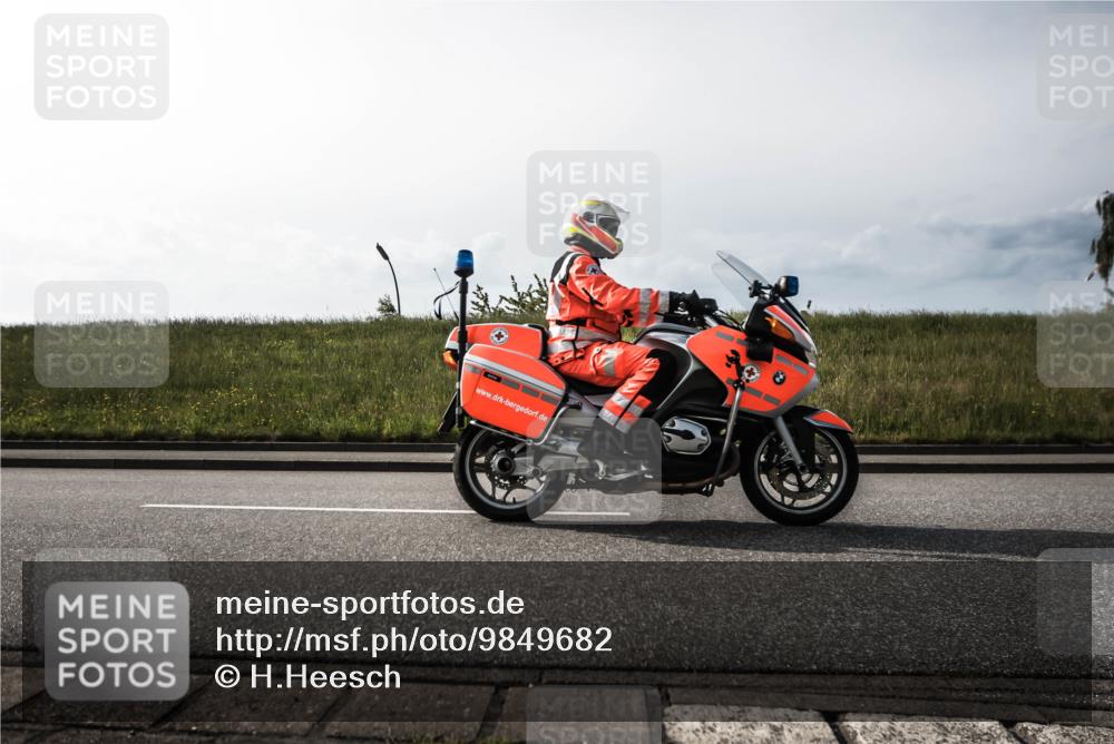 21.06.2026 - 29. Vierlanden-Triathlon H.Heesch http://msf.ph/oto/9849682 21.06.2026 08:41:24 Radfahren  meine-sportfotos.de