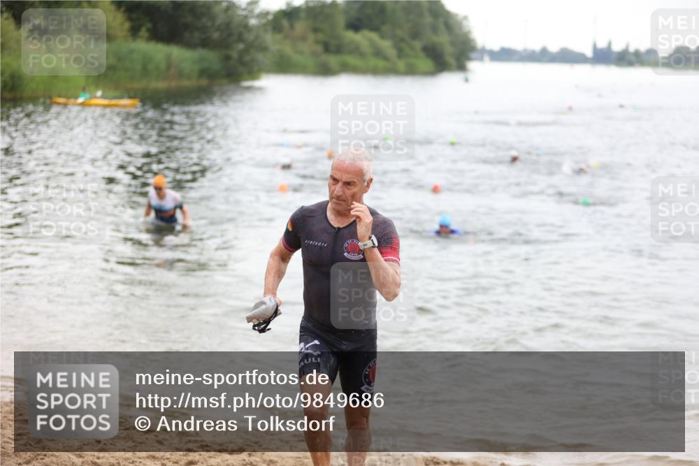 21.06.2026 - 29. Vierlanden-Triathlon Andreas Tolksdorf http://msf.ph/oto/9849686 21.06.2026 10:07:44 Schwimmen 434, 442, 449, 468 meine-sportfotos.de