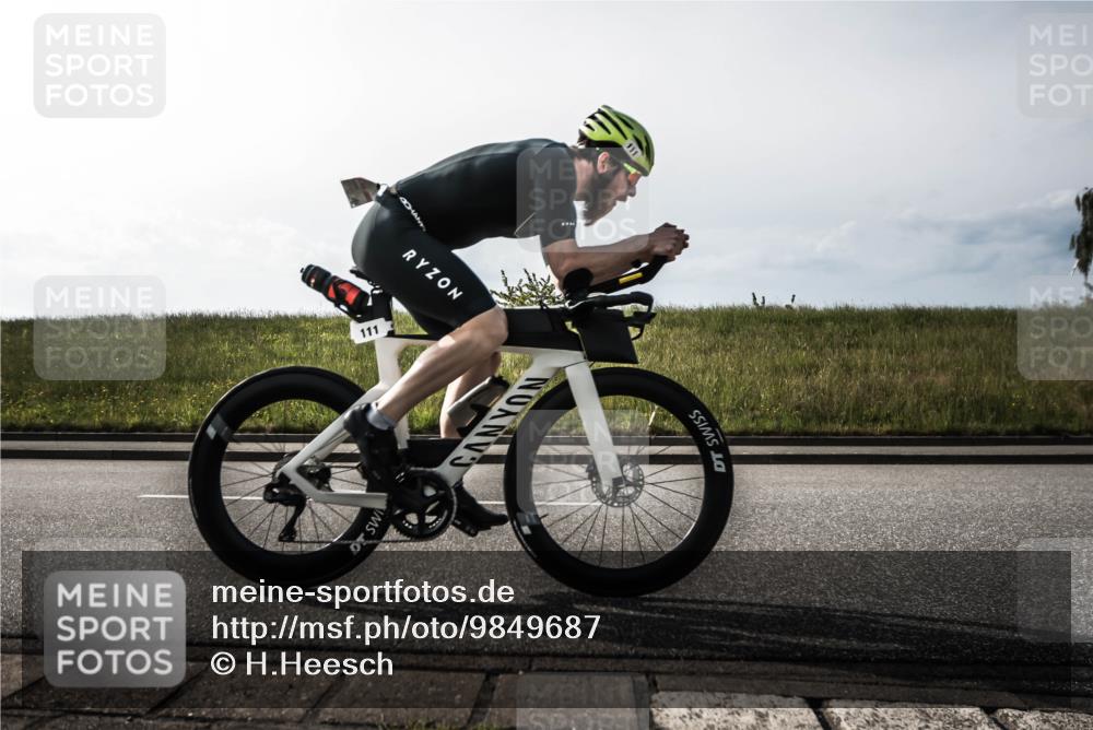 21.06.2026 - 29. Vierlanden-Triathlon H.Heesch http://msf.ph/oto/9849687 21.06.2026 08:41:46 Radfahren 16, 111 meine-sportfotos.de