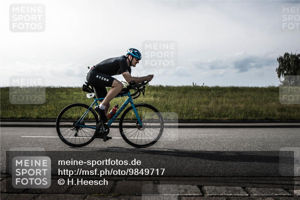 21.06.2026 - 29. Vierlanden-Triathlon H.Heesch http://msf.ph/oto/9849717 21.06.2026 08:46:42 Radfahren 46, 57, 76 meine-sportfotos.de