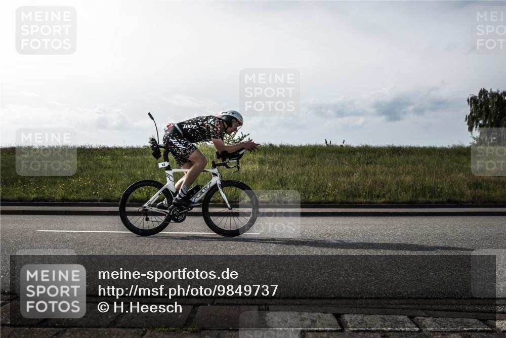 21.06.2026 - 29. Vierlanden-Triathlon H.Heesch http://msf.ph/oto/9849737 21.06.2026 08:48:04 Radfahren 32, 155, 166 meine-sportfotos.de