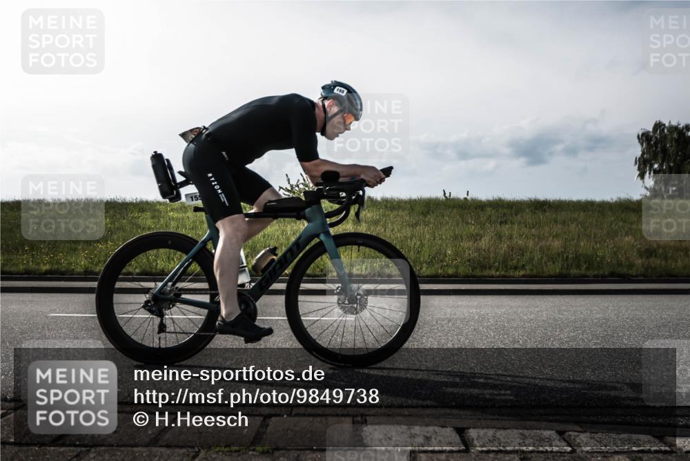 21.06.2026 - 29. Vierlanden-Triathlon H.Heesch http://msf.ph/oto/9849738 21.06.2026 08:48:06 Radfahren 32, 155, 166 meine-sportfotos.de