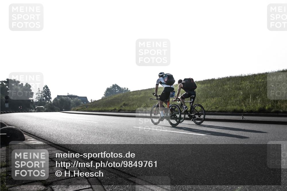 21.06.2026 - 29. Vierlanden-Triathlon H.Heesch http://msf.ph/oto/9849761 21.06.2026 08:03:51 Radfahren  meine-sportfotos.de