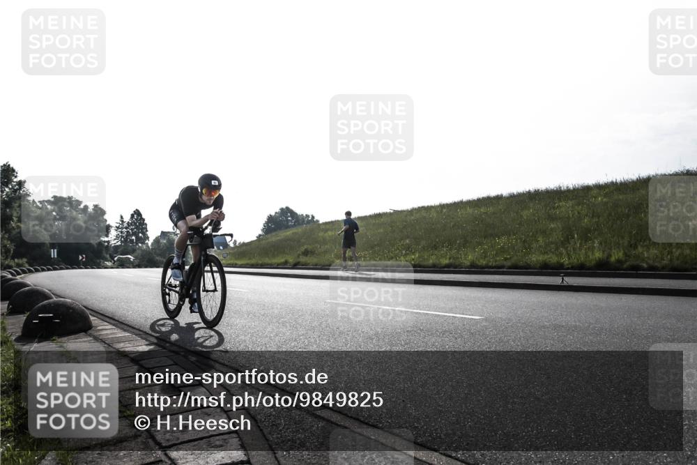 21.06.2026 - 29. Vierlanden-Triathlon H.Heesch http://msf.ph/oto/9849825 21.06.2026 08:45:15 Radfahren 63, 211 meine-sportfotos.de