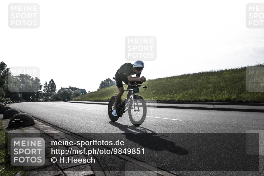 21.06.2026 - 29. Vierlanden-Triathlon H.Heesch http://msf.ph/oto/9849851 21.06.2026 08:47:06 Radfahren 37, 212 meine-sportfotos.de
