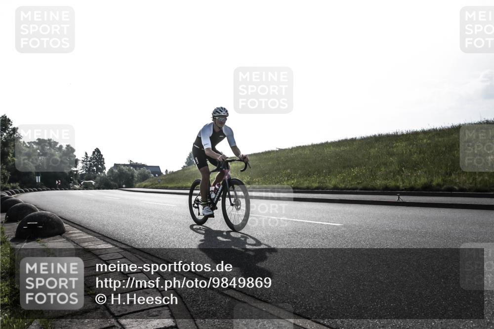 21.06.2026 - 29. Vierlanden-Triathlon H.Heesch http://msf.ph/oto/9849869 21.06.2026 08:48:50 Radfahren 103 meine-sportfotos.de
