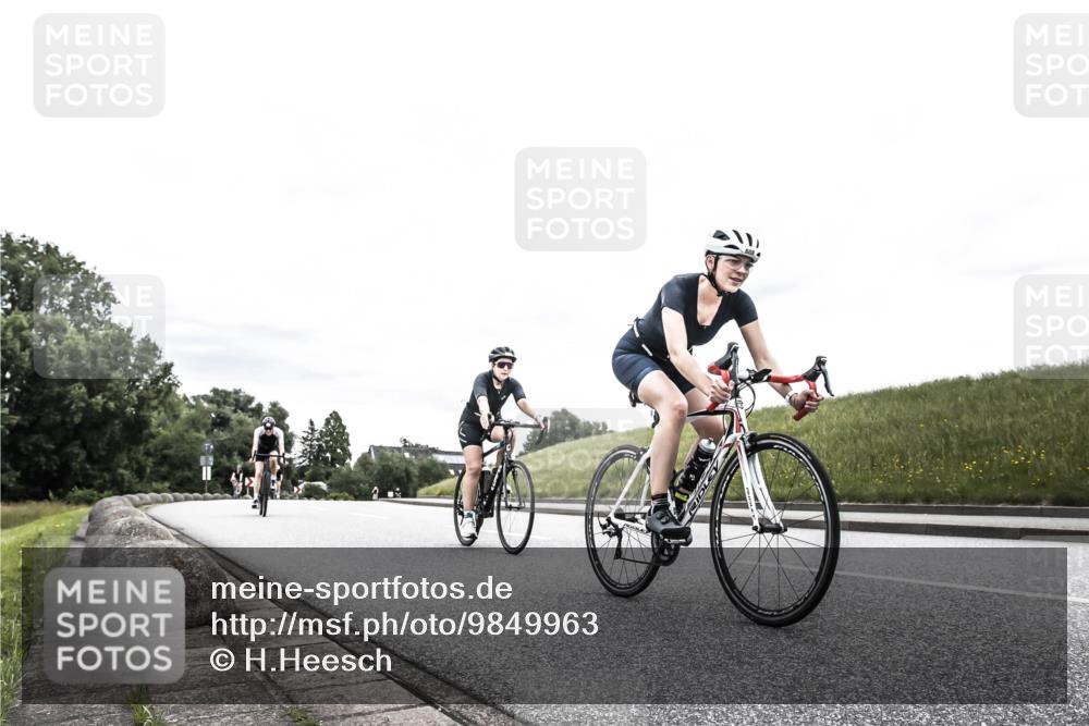21.06.2026 - 29. Vierlanden-Triathlon H.Heesch http://msf.ph/oto/9849963 21.06.2026 10:28:28 Radfahren 4, 51, 55, 61, 78, 197, 481, 567, 574, 582, 590, 606, 608 meine-sportfotos.de