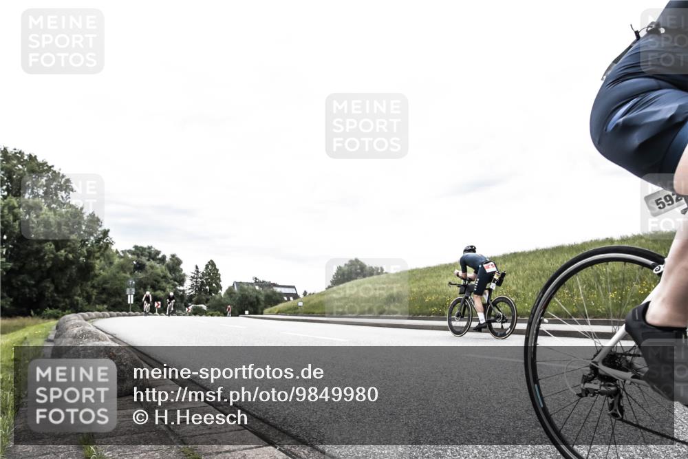 21.06.2026 - 29. Vierlanden-Triathlon H.Heesch http://msf.ph/oto/9849980 21.06.2026 10:28:34 Radfahren 61, 78, 99, 106, 197, 367, 387, 511, 535, 561, 592, 616 meine-sportfotos.de