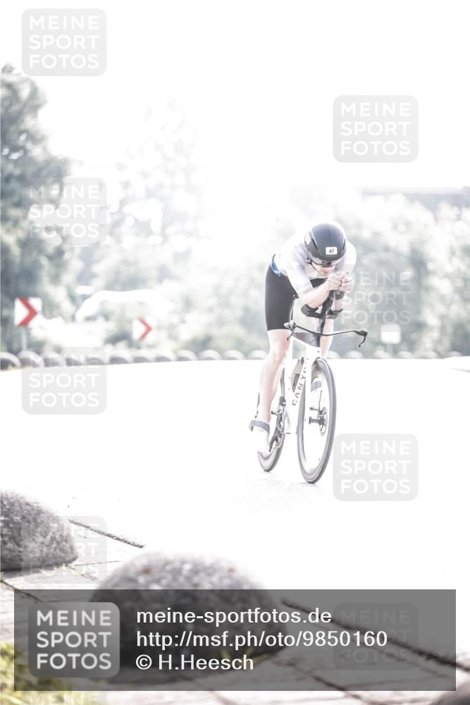 21.06.2026 - 29. Vierlanden-Triathlon H.Heesch http://msf.ph/oto/9850160 21.06.2026 08:40:11 Radfahren 47 meine-sportfotos.de