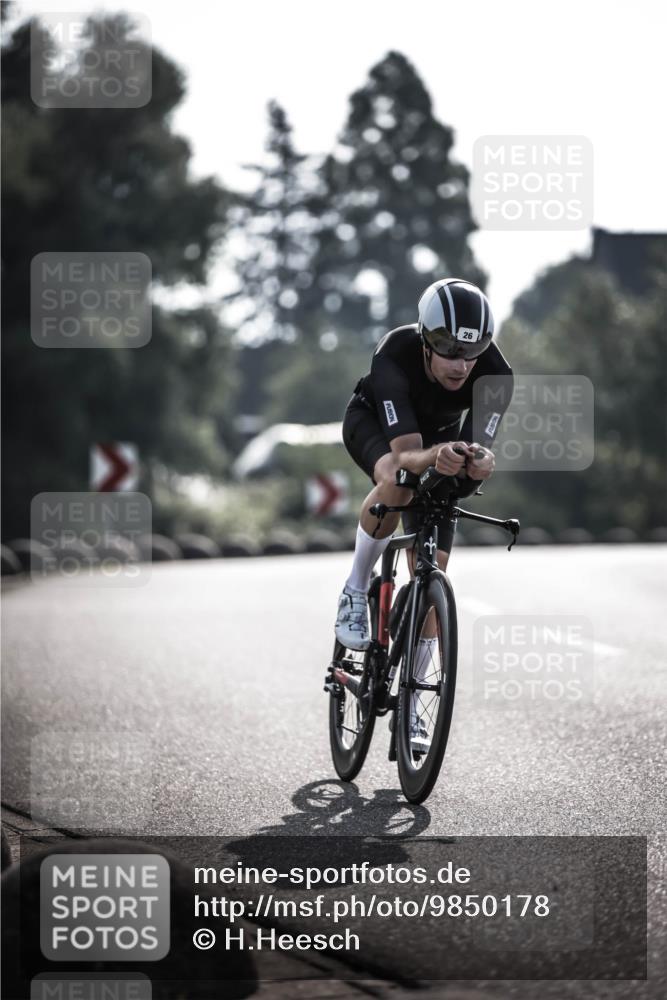 21.06.2026 - 29. Vierlanden-Triathlon H.Heesch http://msf.ph/oto/9850178 21.06.2026 08:40:50 Radfahren 2, 26 meine-sportfotos.de