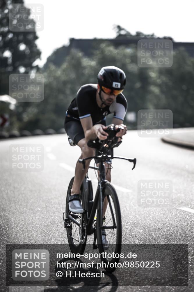 21.06.2026 - 29. Vierlanden-Triathlon H.Heesch http://msf.ph/oto/9850225 21.06.2026 08:42:16 Radfahren 9, 23 meine-sportfotos.de