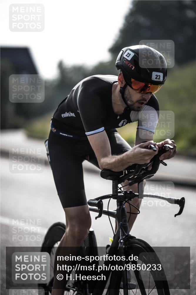 21.06.2026 - 29. Vierlanden-Triathlon H.Heesch http://msf.ph/oto/9850233 21.06.2026 08:42:16 Radfahren 9, 23 meine-sportfotos.de