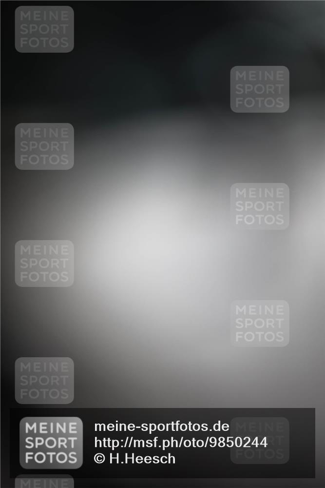 21.06.2026 - 29. Vierlanden-Triathlon H.Heesch http://msf.ph/oto/9850244 21.06.2026 08:43:08 Radfahren 216 meine-sportfotos.de