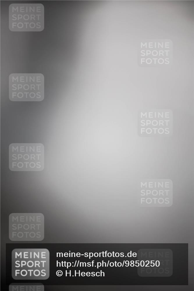 21.06.2026 - 29. Vierlanden-Triathlon H.Heesch http://msf.ph/oto/9850250 21.06.2026 08:43:08 Radfahren 216 meine-sportfotos.de