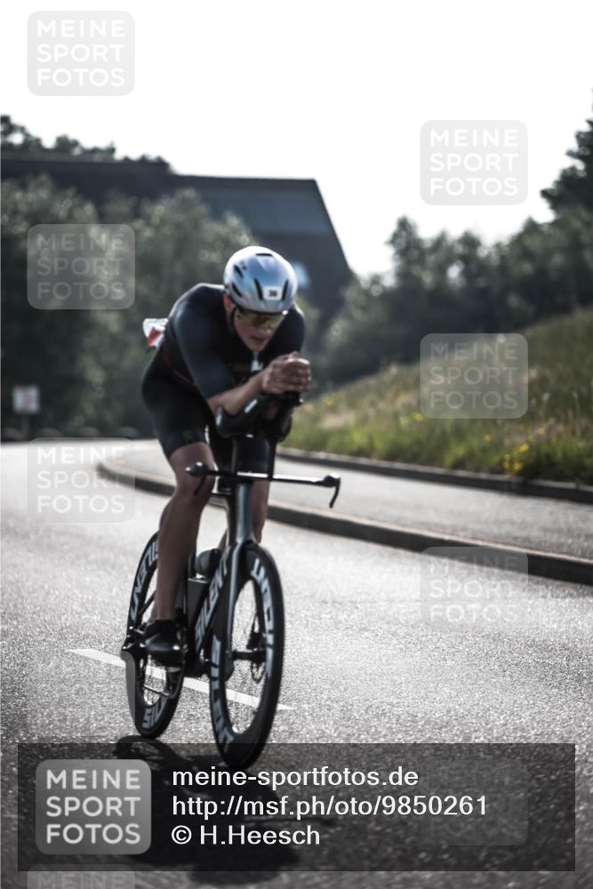 21.06.2026 - 29. Vierlanden-Triathlon H.Heesch http://msf.ph/oto/9850261 21.06.2026 08:44:09 Radfahren 30, 49 meine-sportfotos.de