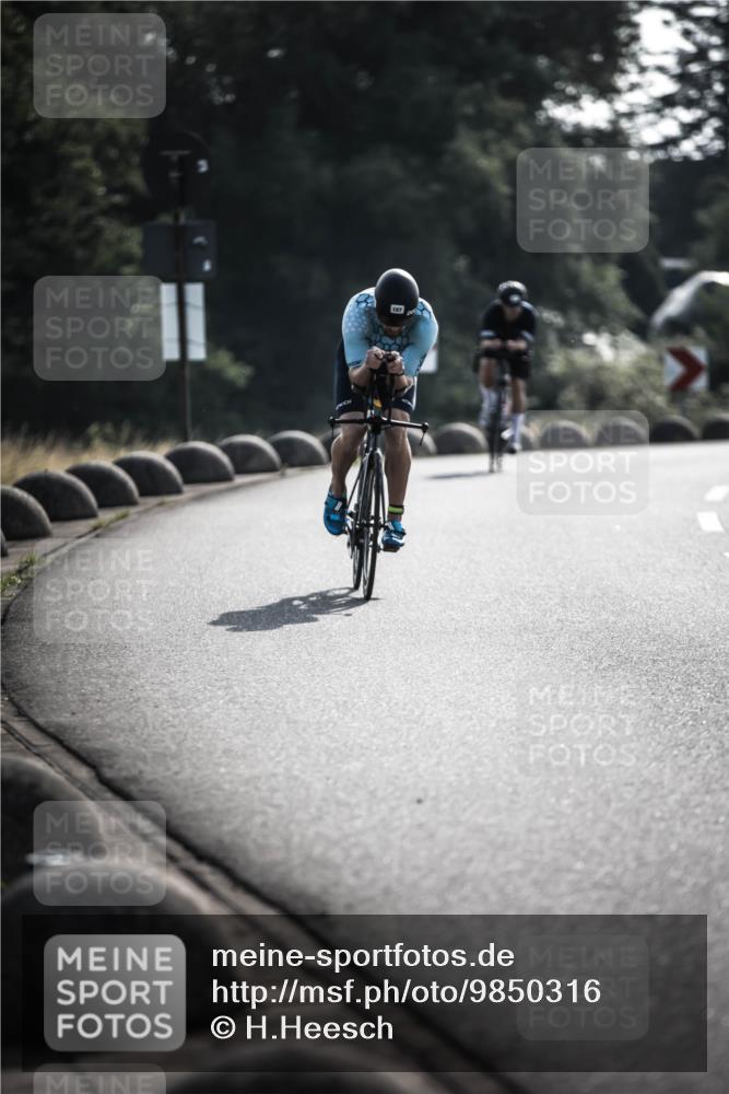 21.06.2026 - 29. Vierlanden-Triathlon H.Heesch http://msf.ph/oto/9850316 21.06.2026 08:45:40 Radfahren 24, 107 meine-sportfotos.de
