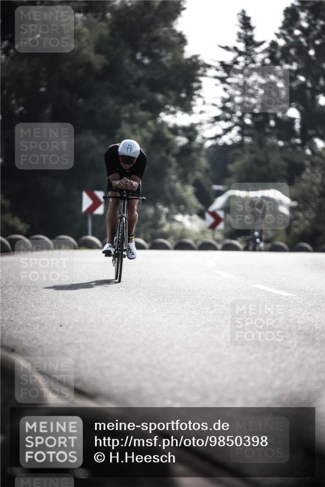 21.06.2026 - 29. Vierlanden-Triathlon H.Heesch http://msf.ph/oto/9850398 21.06.2026 08:47:04 Radfahren 37, 212 meine-sportfotos.de