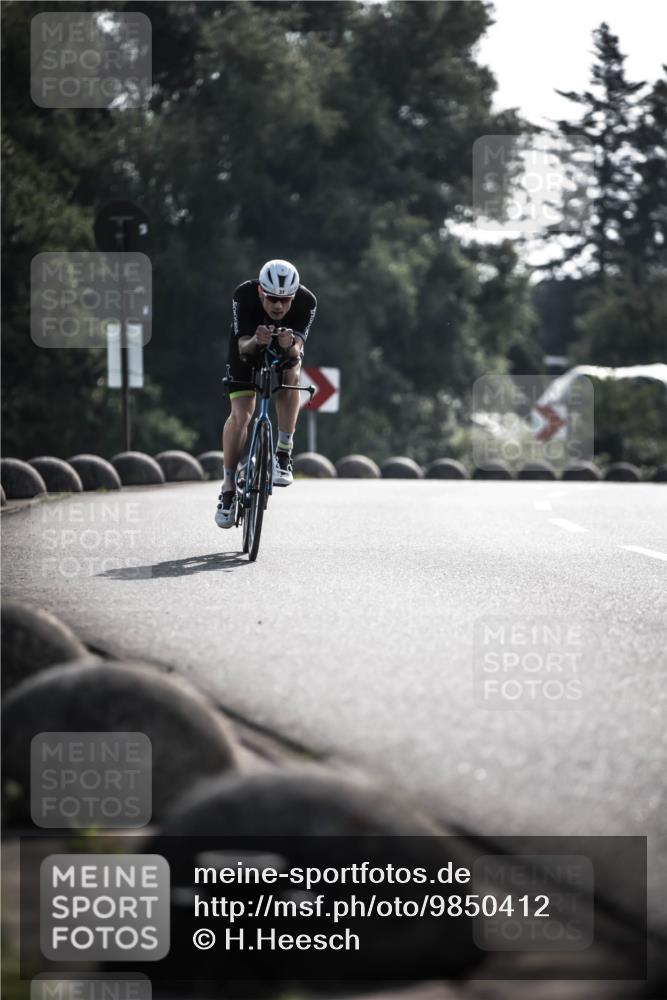 21.06.2026 - 29. Vierlanden-Triathlon H.Heesch http://msf.ph/oto/9850412 21.06.2026 08:47:09 Radfahren 37 meine-sportfotos.de