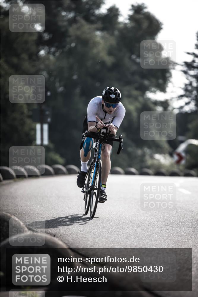21.06.2026 - 29. Vierlanden-Triathlon H.Heesch http://msf.ph/oto/9850430 21.06.2026 08:47:24 Radfahren 12 meine-sportfotos.de