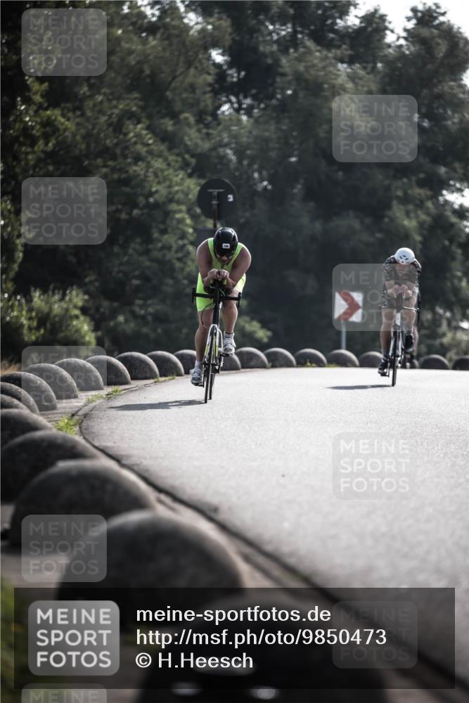 21.06.2026 - 29. Vierlanden-Triathlon H.Heesch http://msf.ph/oto/9850473 21.06.2026 08:48:01 Radfahren 32, 155, 166 meine-sportfotos.de