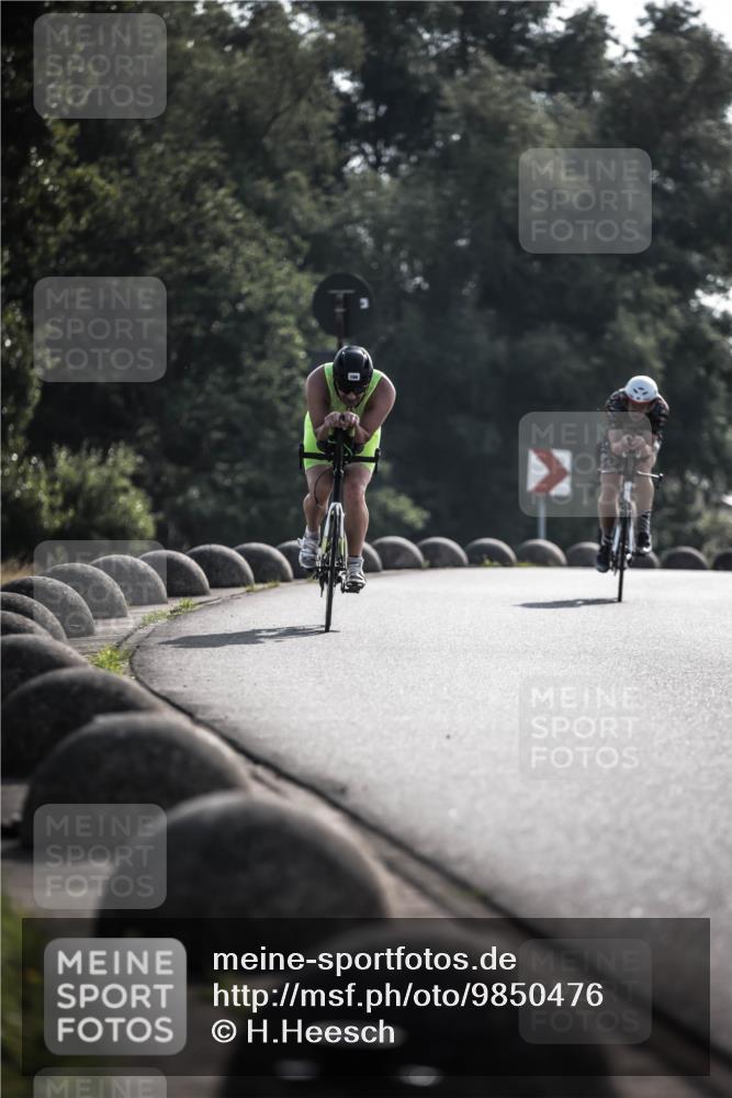 21.06.2026 - 29. Vierlanden-Triathlon H.Heesch http://msf.ph/oto/9850476 21.06.2026 08:48:01 Radfahren 32, 155, 166 meine-sportfotos.de