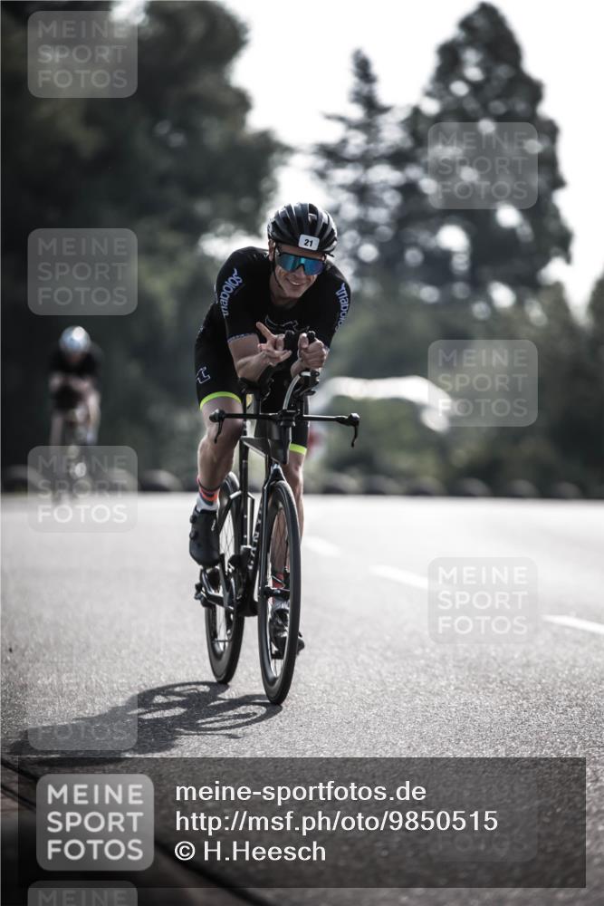 21.06.2026 - 29. Vierlanden-Triathlon H.Heesch http://msf.ph/oto/9850515 21.06.2026 08:48:23 Radfahren 10, 21 meine-sportfotos.de