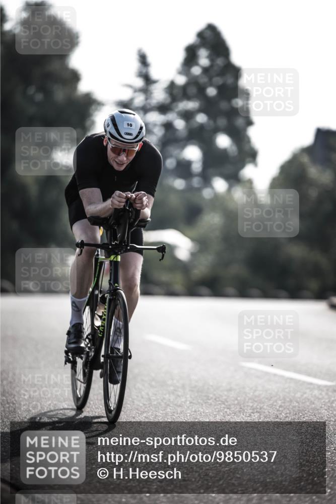 21.06.2026 - 29. Vierlanden-Triathlon H.Heesch http://msf.ph/oto/9850537 21.06.2026 08:48:27 Radfahren 10 meine-sportfotos.de
