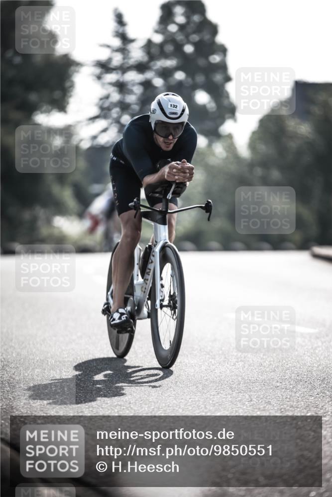 21.06.2026 - 29. Vierlanden-Triathlon H.Heesch http://msf.ph/oto/9850551 21.06.2026 08:48:43 Radfahren 103, 132 meine-sportfotos.de