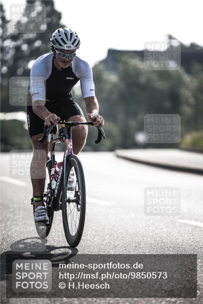 21.06.2026 - 29. Vierlanden-Triathlon H.Heesch http://msf.ph/oto/9850573 21.06.2026 08:48:49 Radfahren 61, 103 meine-sportfotos.de
