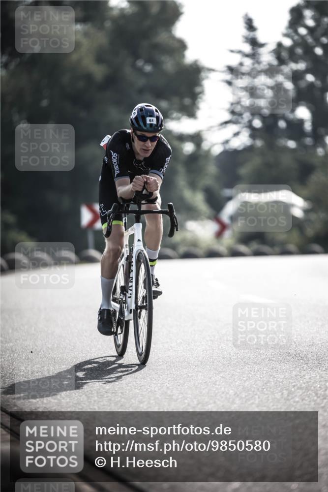 21.06.2026 - 29. Vierlanden-Triathlon H.Heesch http://msf.ph/oto/9850580 21.06.2026 08:48:55 Radfahren 61 meine-sportfotos.de