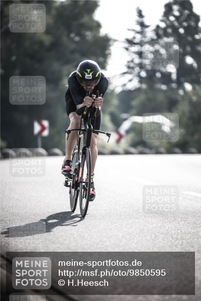 21.06.2026 - 29. Vierlanden-Triathlon H.Heesch http://msf.ph/oto/9850595 21.06.2026 08:49:07 Radfahren 129 meine-sportfotos.de