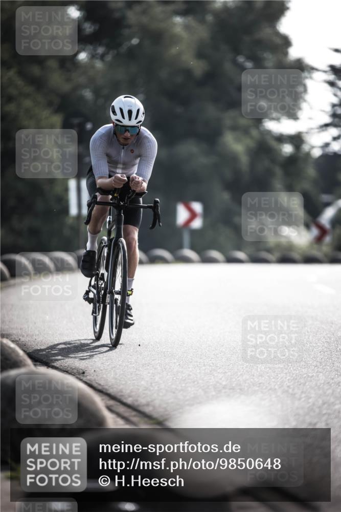 21.06.2026 - 29. Vierlanden-Triathlon H.Heesch http://msf.ph/oto/9850648 21.06.2026 08:49:57 Radfahren 62 meine-sportfotos.de