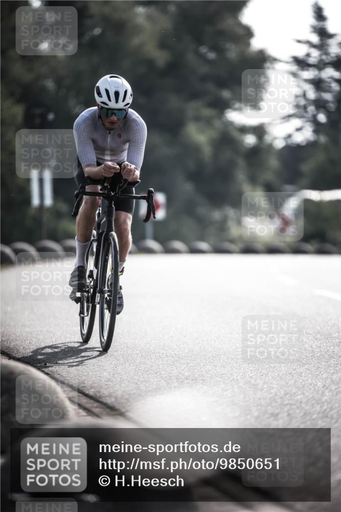 21.06.2026 - 29. Vierlanden-Triathlon H.Heesch http://msf.ph/oto/9850651 21.06.2026 08:49:57 Radfahren 62 meine-sportfotos.de