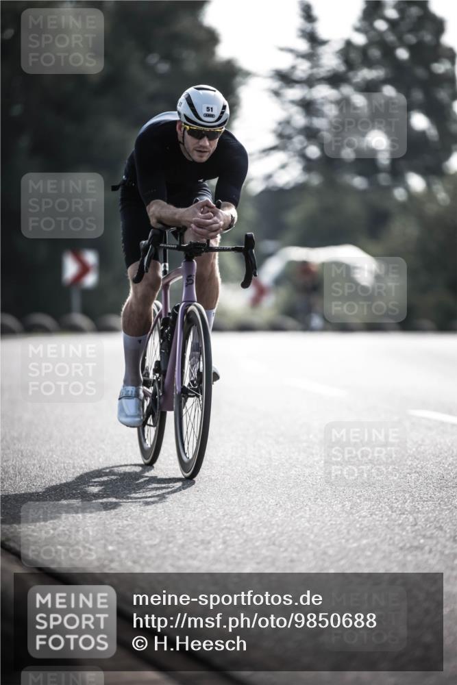 21.06.2026 - 29. Vierlanden-Triathlon H.Heesch http://msf.ph/oto/9850688 21.06.2026 08:50:14 Radfahren 51, 106 meine-sportfotos.de