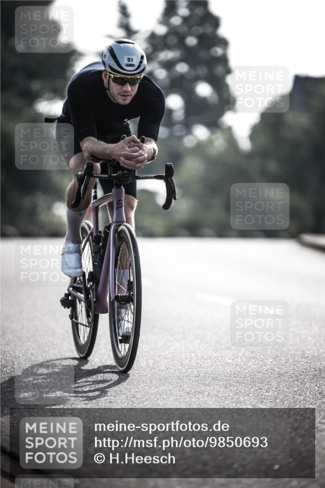 21.06.2026 - 29. Vierlanden-Triathlon H.Heesch http://msf.ph/oto/9850693 21.06.2026 08:50:14 Radfahren 51, 106 meine-sportfotos.de