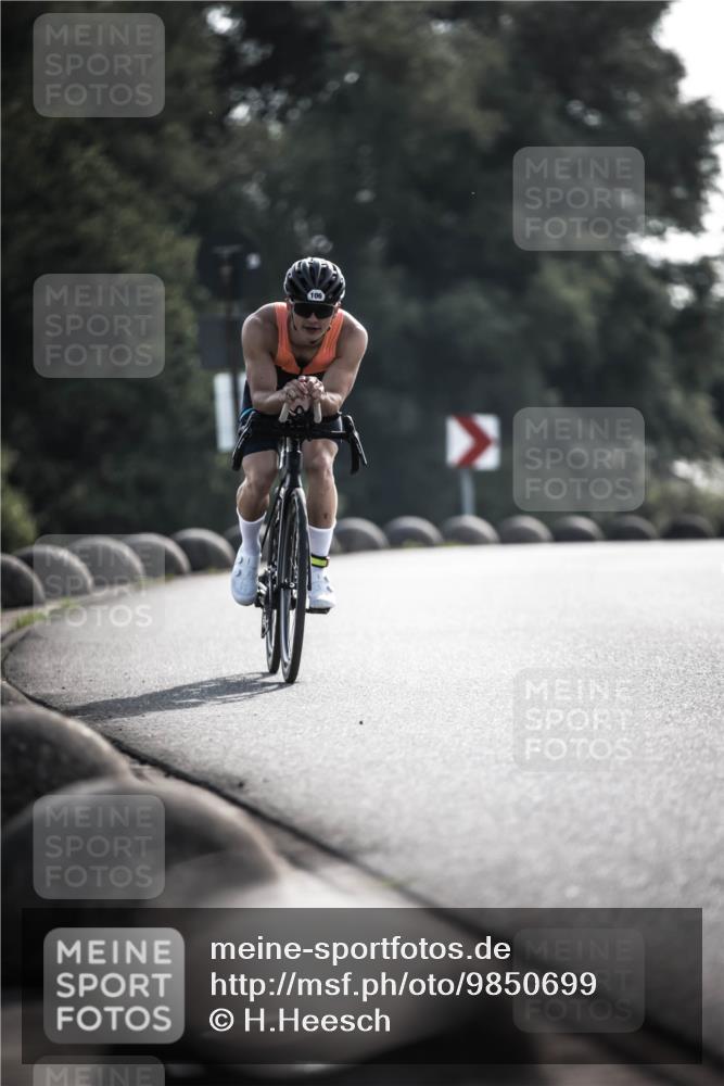21.06.2026 - 29. Vierlanden-Triathlon H.Heesch http://msf.ph/oto/9850699 21.06.2026 08:50:20 Radfahren 106 meine-sportfotos.de
