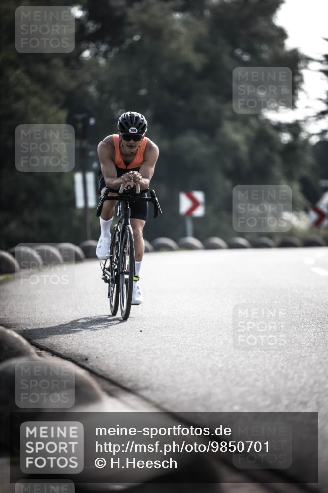 21.06.2026 - 29. Vierlanden-Triathlon H.Heesch http://msf.ph/oto/9850701 21.06.2026 08:50:20 Radfahren 106 meine-sportfotos.de