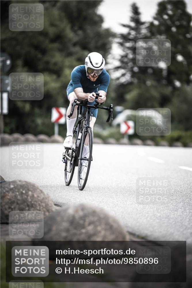 21.06.2026 - 29. Vierlanden-Triathlon H.Heesch http://msf.ph/oto/9850896 21.06.2026 10:27:34 Radfahren 87, 186, 563 meine-sportfotos.de