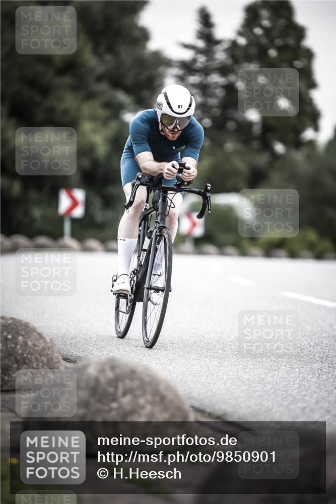 21.06.2026 - 29. Vierlanden-Triathlon H.Heesch http://msf.ph/oto/9850901 21.06.2026 10:27:34 Radfahren 87, 186, 563 meine-sportfotos.de