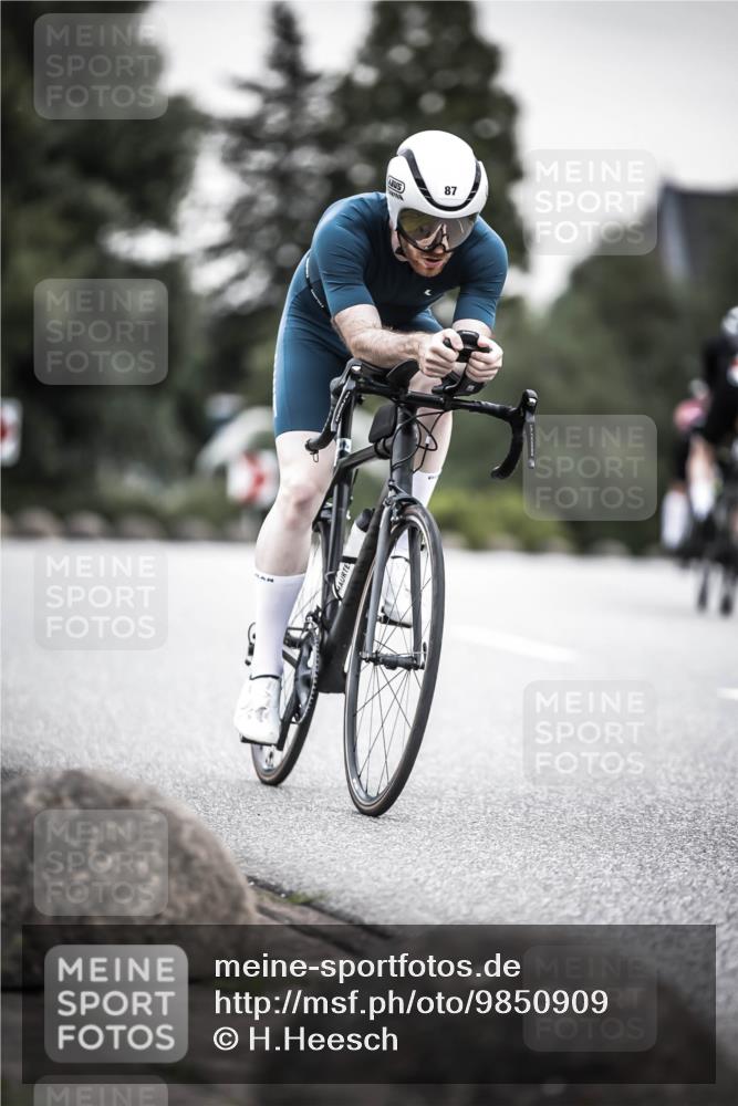 21.06.2026 - 29. Vierlanden-Triathlon H.Heesch http://msf.ph/oto/9850909 21.06.2026 10:27:35 Radfahren 20, 87, 186, 563 meine-sportfotos.de