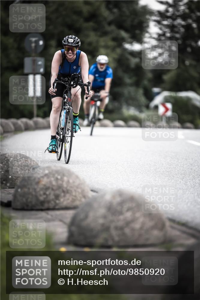 21.06.2026 - 29. Vierlanden-Triathlon H.Heesch http://msf.ph/oto/9850920 21.06.2026 10:27:47 Radfahren 272, 515, 615 meine-sportfotos.de