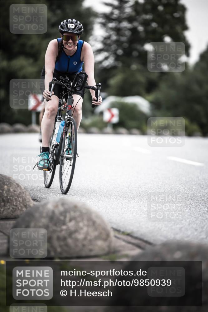 21.06.2026 - 29. Vierlanden-Triathlon H.Heesch http://msf.ph/oto/9850939 21.06.2026 10:27:47 Radfahren 272, 515, 615 meine-sportfotos.de