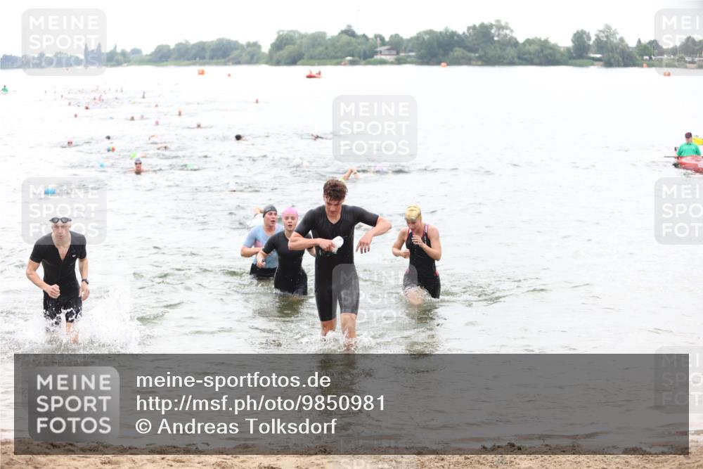 21.06.2026 - 29. Vierlanden-Triathlon Andreas Tolksdorf http://msf.ph/oto/9850981 21.06.2026 10:16:48 Schwimmen 328, 374, 388, 485, 506, 536, 538, 604, 613, 622 meine-sportfotos.de
