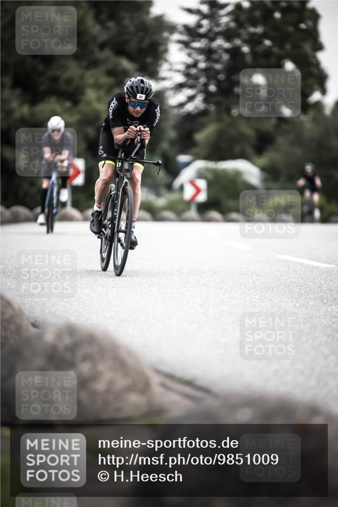 21.06.2026 - 29. Vierlanden-Triathlon H.Heesch http://msf.ph/oto/9851009 21.06.2026 10:28:12 Radfahren 21, 233, 267, 268 meine-sportfotos.de