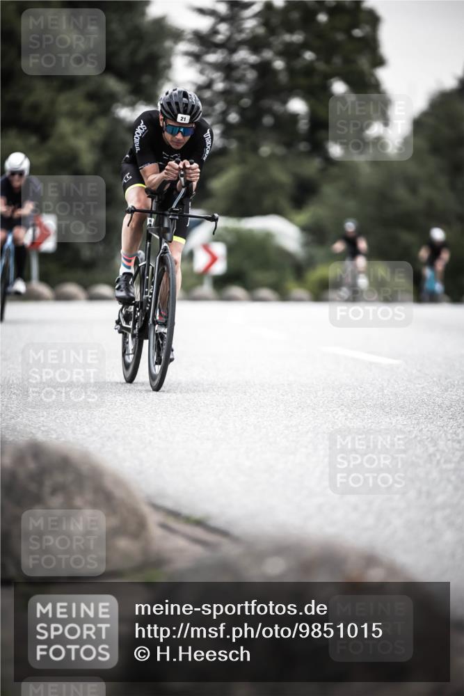 21.06.2026 - 29. Vierlanden-Triathlon H.Heesch http://msf.ph/oto/9851015 21.06.2026 10:28:12 Radfahren 21, 233, 267, 268 meine-sportfotos.de