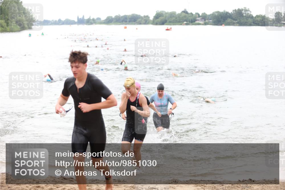 21.06.2026 - 29. Vierlanden-Triathlon Andreas Tolksdorf http://msf.ph/oto/9851030 21.06.2026 10:16:51 Schwimmen 328, 374, 388, 485, 506, 515, 536, 538, 604, 613, 622 meine-sportfotos.de