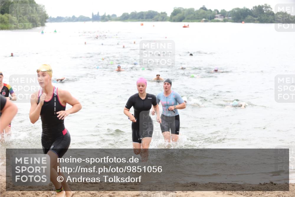 21.06.2026 - 29. Vierlanden-Triathlon Andreas Tolksdorf http://msf.ph/oto/9851056 21.06.2026 10:16:52 Schwimmen 328, 374, 388, 485, 506, 515, 536, 538, 613 meine-sportfotos.de